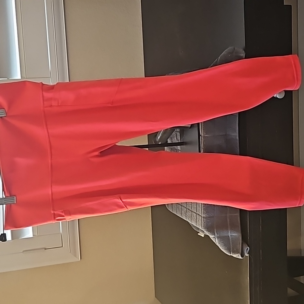 Athleta Salutation Stash 7/8 Leggings